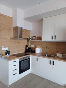 Asterias gold apartment