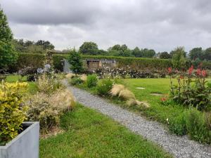 B&B / Chambres d'hotes Maison Hamak : Bungalow - Vue sur Jardin
