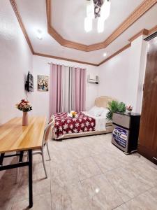 N4 Studio Room Apartment Transient House Ground Floor near Abreeza Mall, SPMC, SM Lanang & USEP