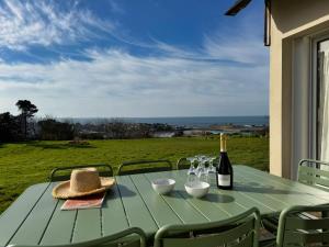 Maisons de vacances Ker Wind - panoramic sea view house Primel 8-10p : photos des chambres