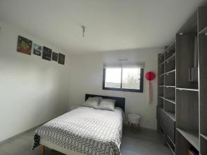 Villas Grande maison- 10 mn circuit 24h : photos des chambres