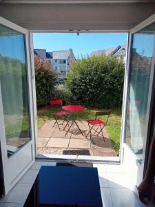 Appartement Arzon 4 - 5 PERSONNES , tout à pied, mer - port du crouesty - piscine
