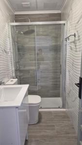 Cozy bungalow in Urb La Marina with shared pool