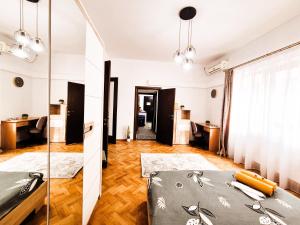 Old Town Comfort & Stylish - 2BR