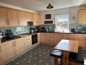 Lighthouse View, Meenlaragh