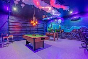 5 Bedrooms 4 Bathrooms Windsor Island1217 Ab