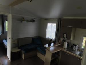 Chalets Mobile home dans un camping a saint Arnoult : photos des chambres