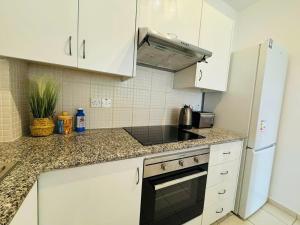Cozy 2BR APT - Swimming pool - Hesperides