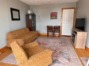 At the Farmhouse - New Frontiers Retreat - Eganville