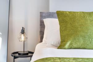 Luxury Tottenham Stadium Retreat - 2 minute walk to stadium