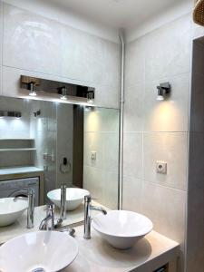 Paul Cézanne garden apartment with air conditioning