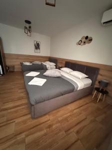 Goldy central beach apartment with private garden Burgas