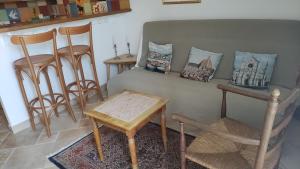 Villa Erbella with sea view from balcony and lovely garden