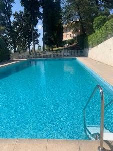 Appartements Nice 4 bedroom apartment with sea view - air conditioning - pool : photos des chambres