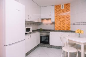 Luz y descanso con parking by CABANA Rentals