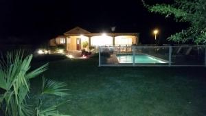 Maisons de vacances Maison avec piscine privee a Siorac en Perigord : photos des chambres