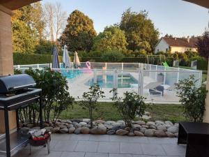 Maisons de vacances Maison avec piscine privee a Siorac en Perigord : photos des chambres