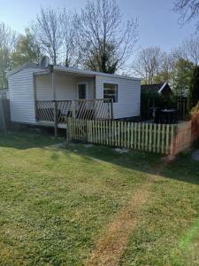 Strand chalet Makkum