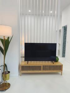 Apartment 1 City of Arts and science Fast Wifi 1