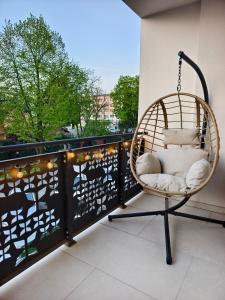 Central ART Deluxe Apartment - Private Parking