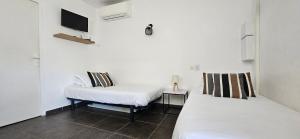 T2 Dolce & Vita C3 vue mer et piscine