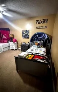 Oya Suite-Gated Oasis with Pool, Courtyard, & Whimsical Kids Rooms! - 泽弗希尔斯