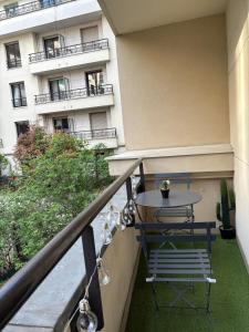 Une pièce Issy-les-Moulineaux