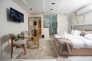 Quantum Pyramids View INN