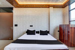 Hotel O ROYAL HOSPITALITY