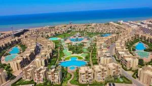 Blue Bay Asia Sokhna Aqua Park Families Only - Abū Rudays
