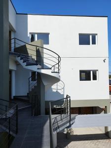 AIRES DE MIRAMAR - Departamento CORAL- Moderno con Balcón con parrilla y Cochera Propia - Miramar, costa atlántica