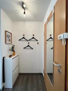 2-Zimmer Kaiser-CITY-Apartment mit Balkon und Smart-TV in der Kaiserstraße in Karlsruhe beim Europaplatz