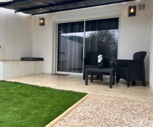 Suite détente avec SPA et kitchenette proche de Cassis et Marseille