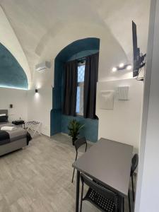 1940 Apartment Room 2