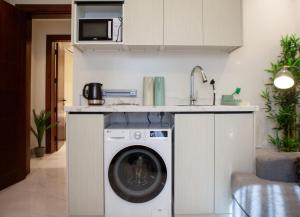 Darent Luxury One-Bedroom Apt AlRimal-3