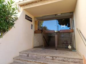 Coquet appartement avec piscine à 200m de la plage