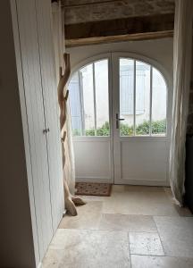 Chai rénové plein centre à 5minutes à pied de la plage