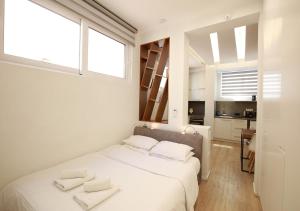 Emily in Athens - Central modern flat Syntagma E4