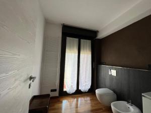 Double Room with Balcony (2 Adults + 1 Child)