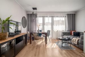 M&J Apartments - widokiem na Morze, 100 metrów od plaży