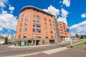 伊尔福德塔公寓 - 依尔福