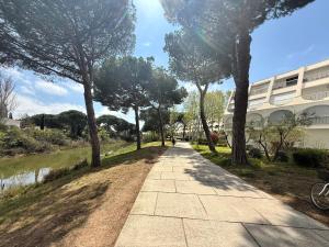 Ponant La Grande Motte Cosy Studio 4 pers Parking,Clim,piscine, Golf, Plage