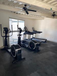 Stylish apt in stunning bldg