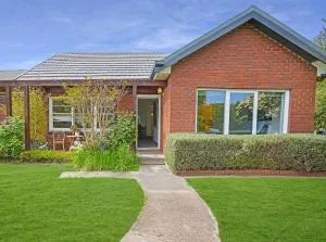 Chenery Retreat - Mansfield