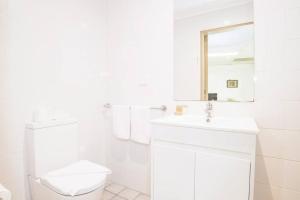 Close to city Peaceful studio at Waterloo wifi Parking