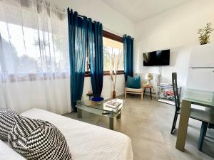 Le GALLIA 2 BEDROOM refait à neuf CENTER OF CANNES