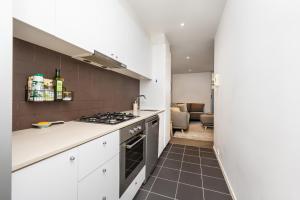 Stylish Urban Oasis In Heart Of St Kilda