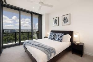 Queens Wharf Gem Stylish 1BR in BNEsNew Landmark