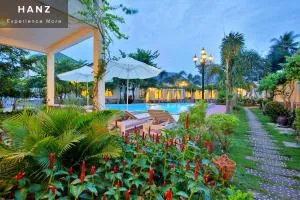 S79 Blue Paradise Pool Bungalow - Hàm Ninh
