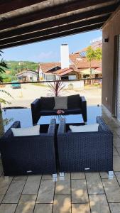 Modern house Luna with pool